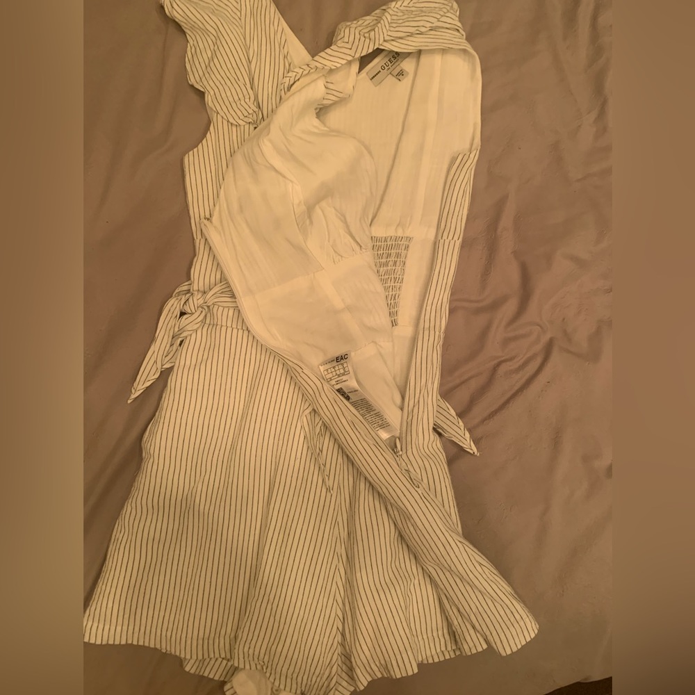 Guess romper - Picture 3 of 6